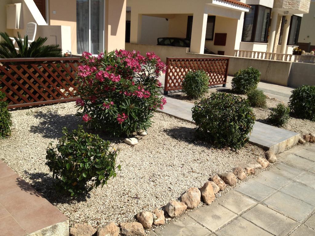 Diana Townhouse 2 Paphos Quarto foto